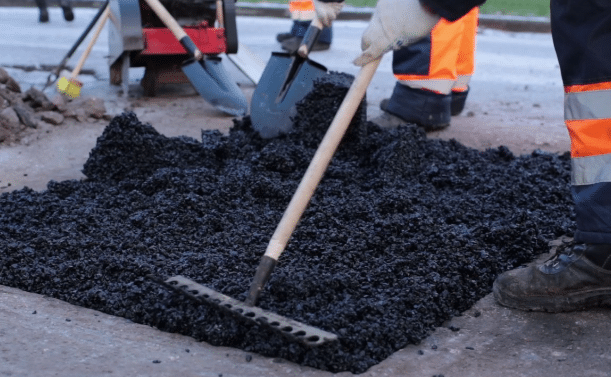 ASPHALT PAVING